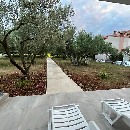 Apartment Oliva